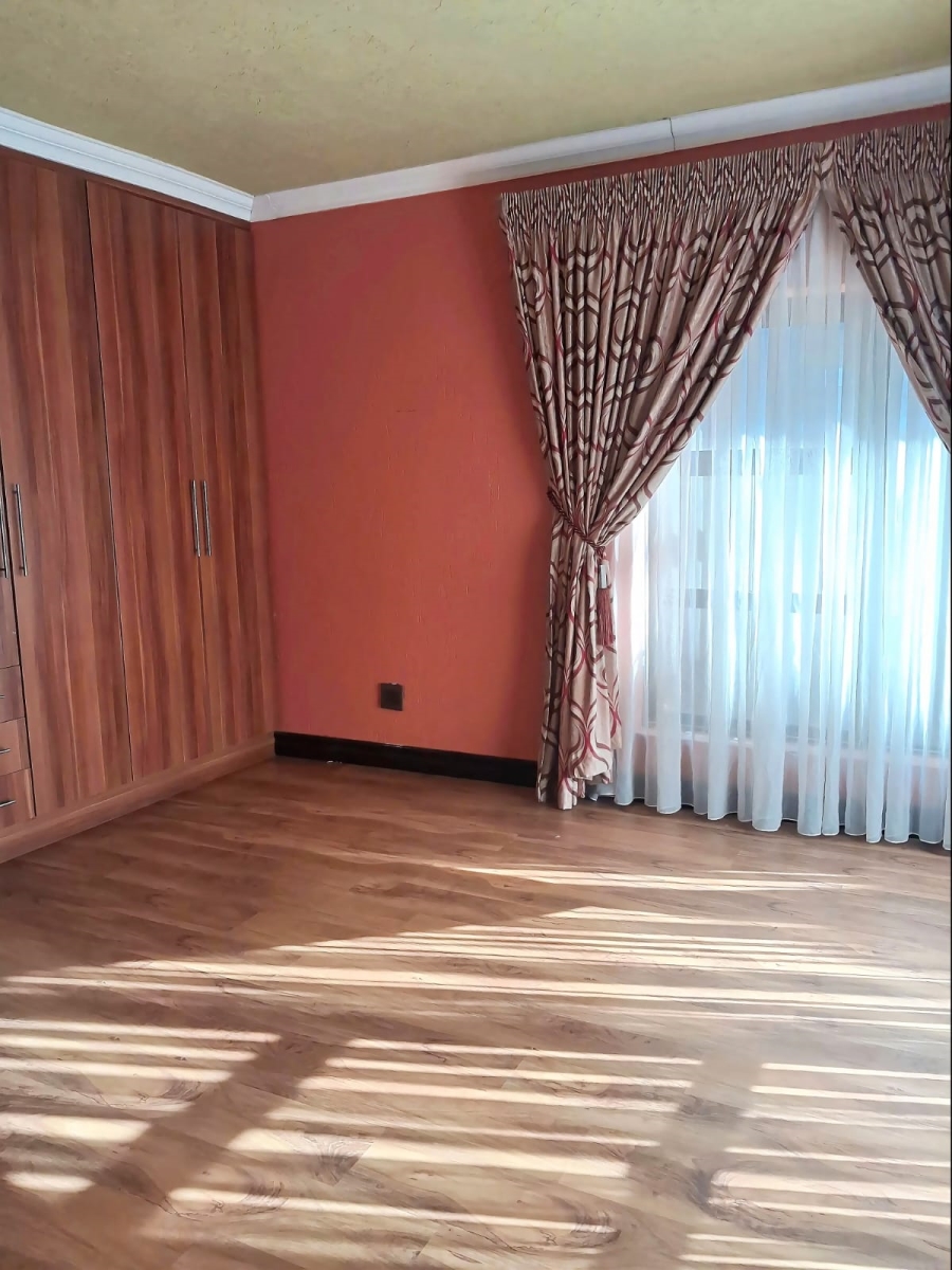 4 Bedroom Property for Sale in Three Rivers East Gauteng