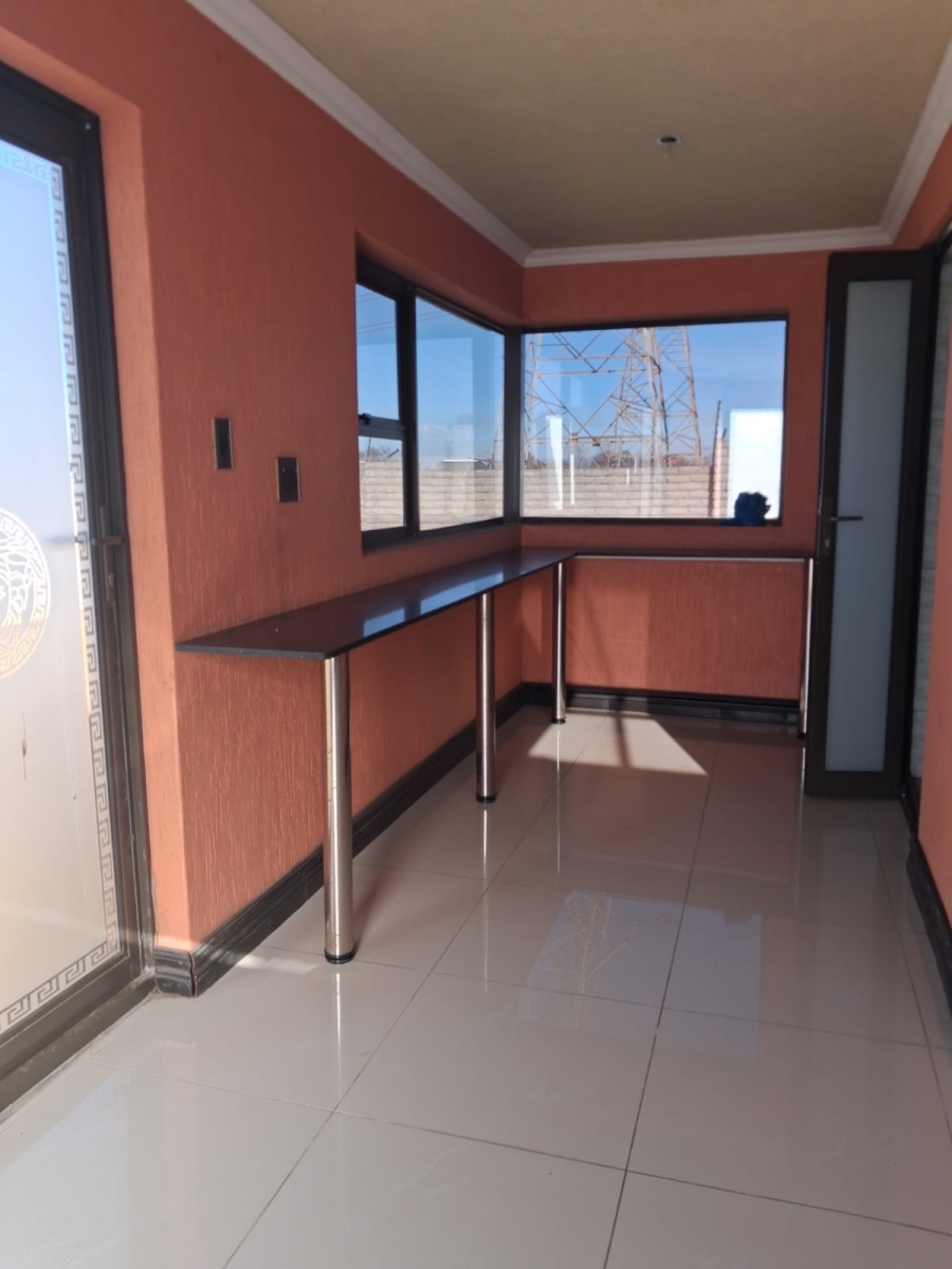 4 Bedroom Property for Sale in Three Rivers East Gauteng