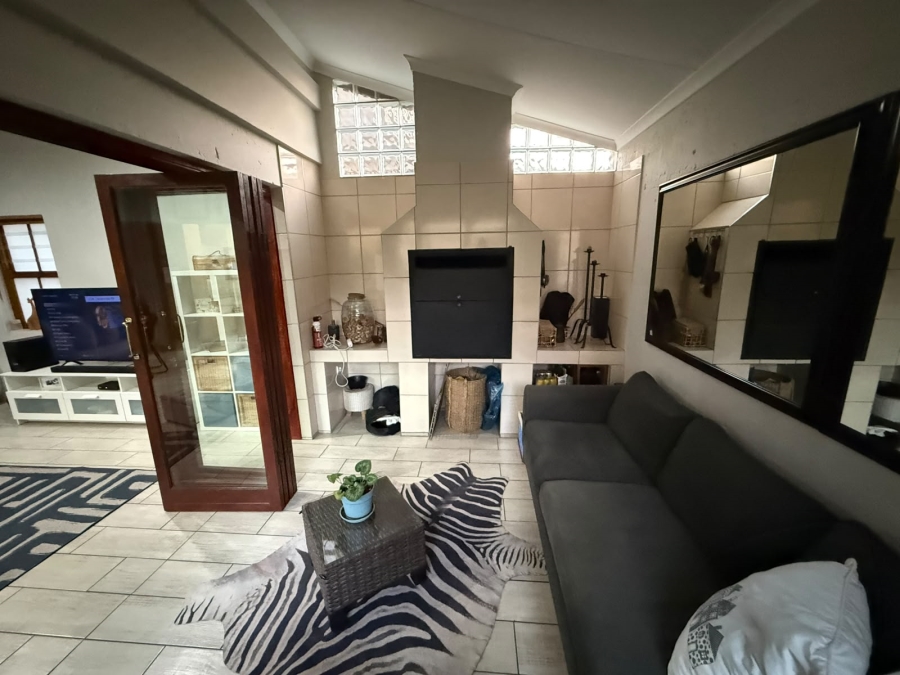 3 Bedroom Property for Sale in Vanderbijlpark SE 2 Gauteng