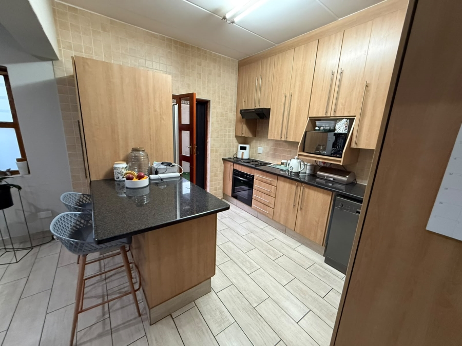 3 Bedroom Property for Sale in Vanderbijlpark SE 2 Gauteng
