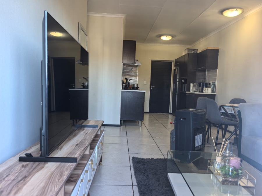 To Let 2 Bedroom Property for Rent in Noordwyk Gauteng