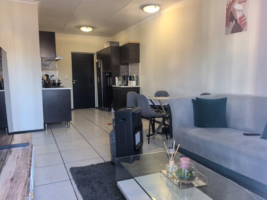 To Let 2 Bedroom Property for Rent in Noordwyk Gauteng