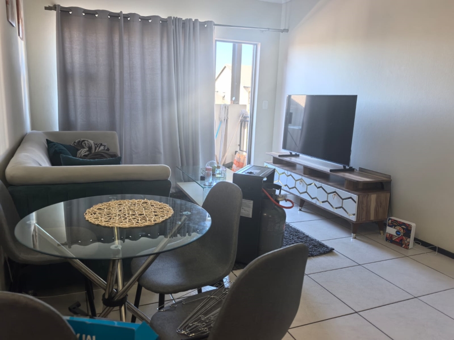 To Let 2 Bedroom Property for Rent in Noordwyk Gauteng