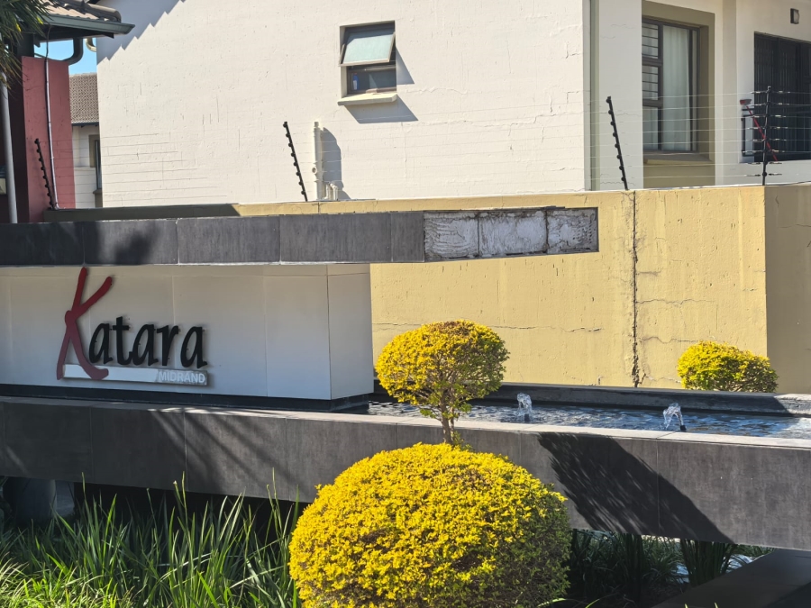 To Let 2 Bedroom Property for Rent in Noordwyk Gauteng
