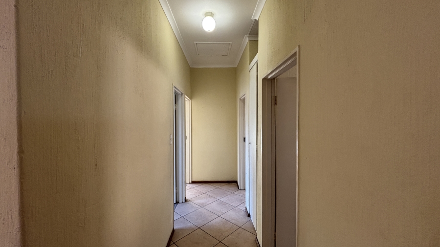 To Let 3 Bedroom Property for Rent in Northgate Gauteng
