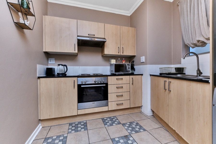2 Bedroom Property for Sale in Killarney Gauteng