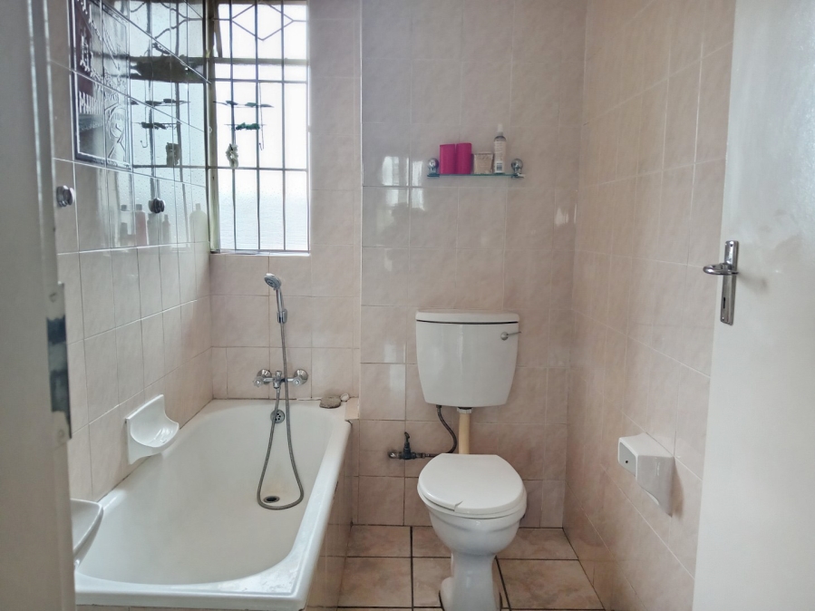 2 Bedroom Property for Sale in Lyndhurst Gauteng