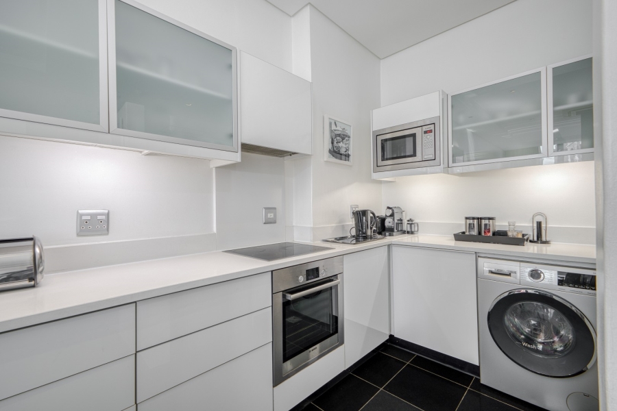 To Let 1 Bedroom Property for Rent in Sandown Gauteng