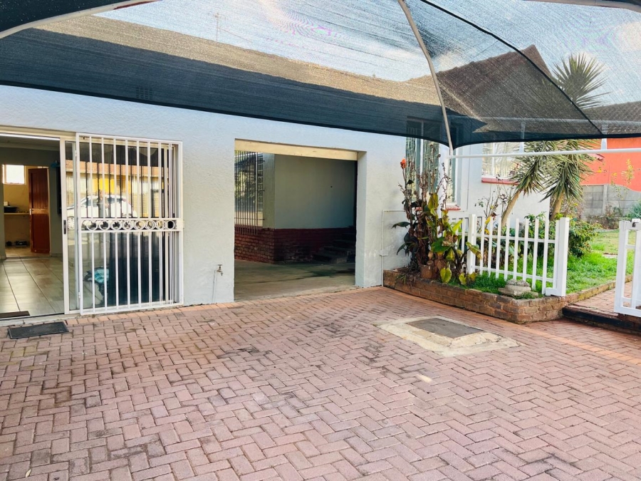 3 Bedroom Property for Sale in Mindalore Gauteng