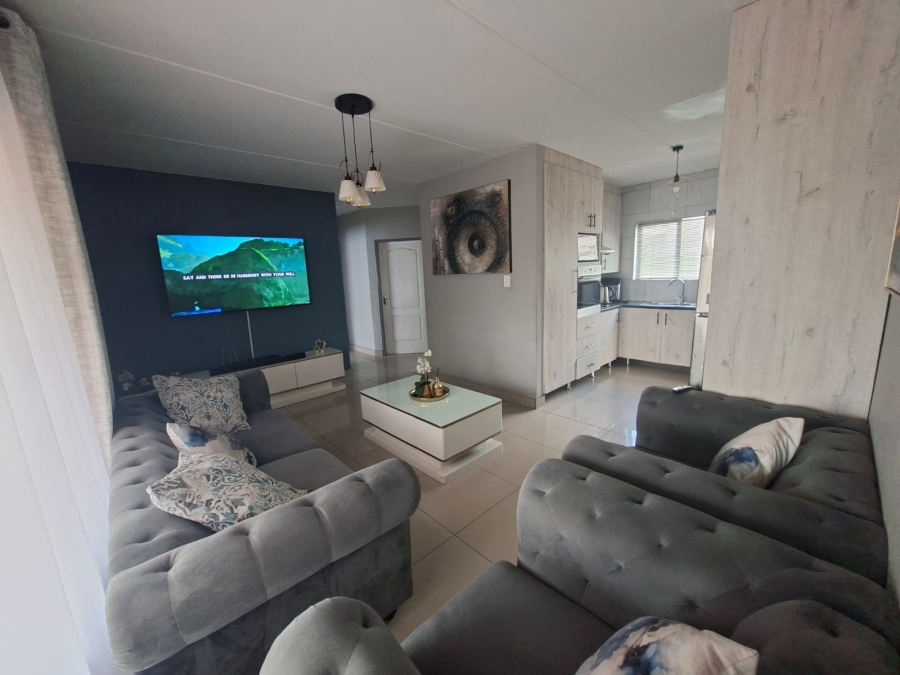 3 Bedroom Property for Sale in Mondeor Gauteng