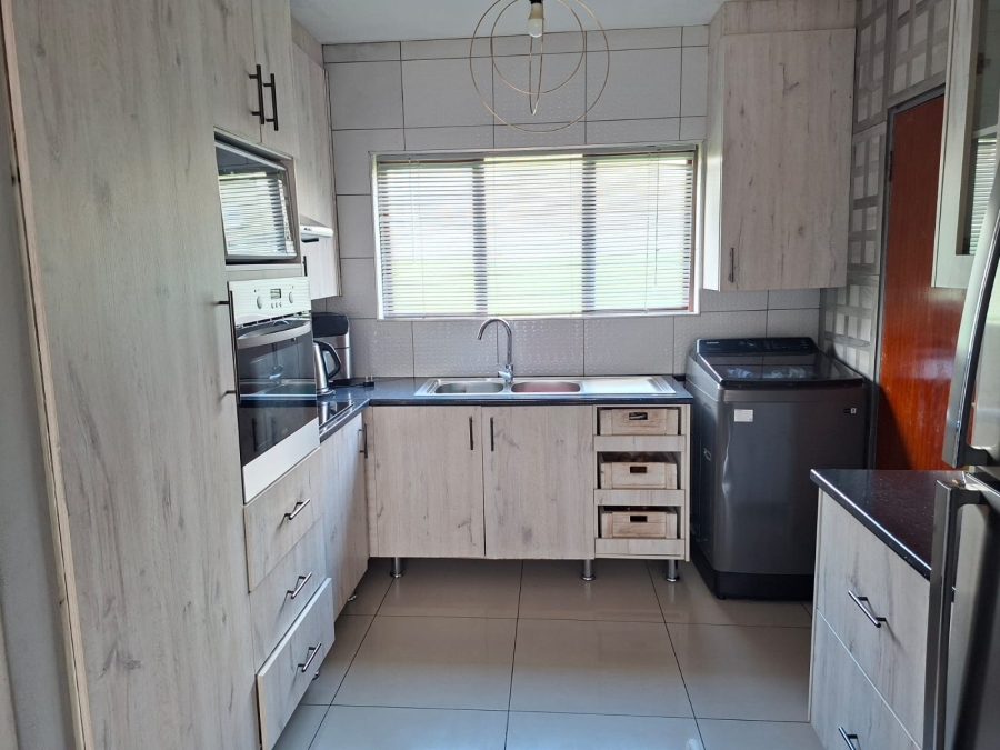 3 Bedroom Property for Sale in Mondeor Gauteng