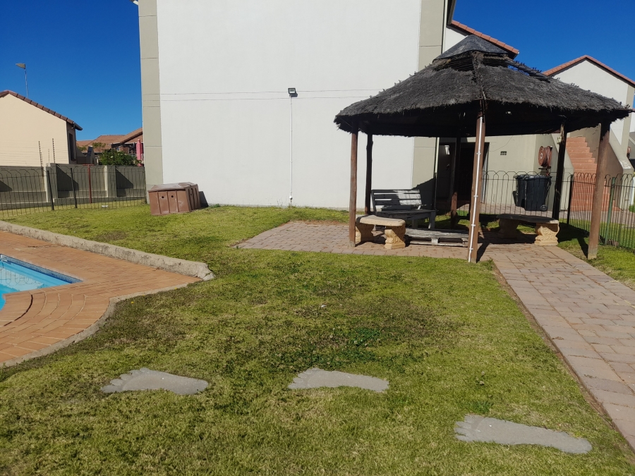 3 Bedroom Property for Sale in Mondeor Gauteng
