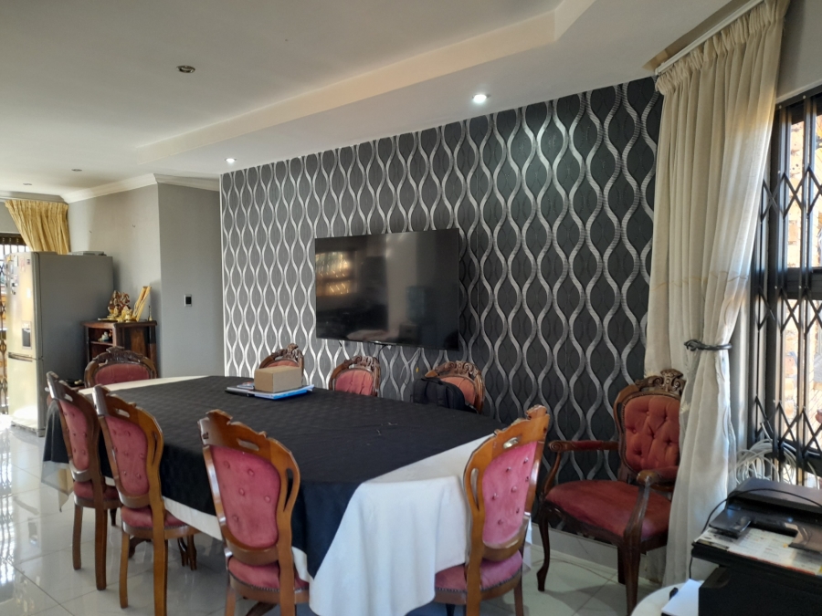 3 Bedroom Property for Sale in Ridgeway Gauteng