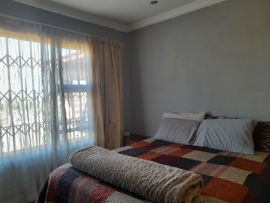 3 Bedroom Property for Sale in Ridgeway Gauteng