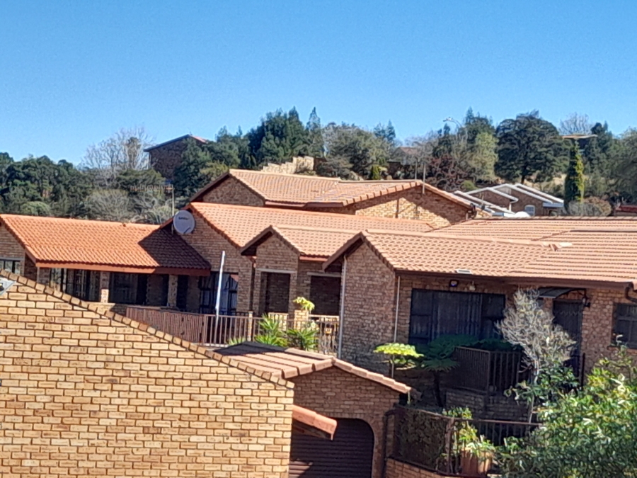 3 Bedroom Property for Sale in Ridgeway Gauteng