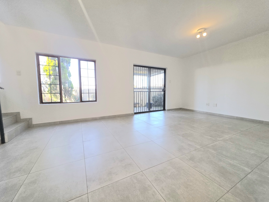 3 Bedroom Property for Sale in Noordwyk Gauteng