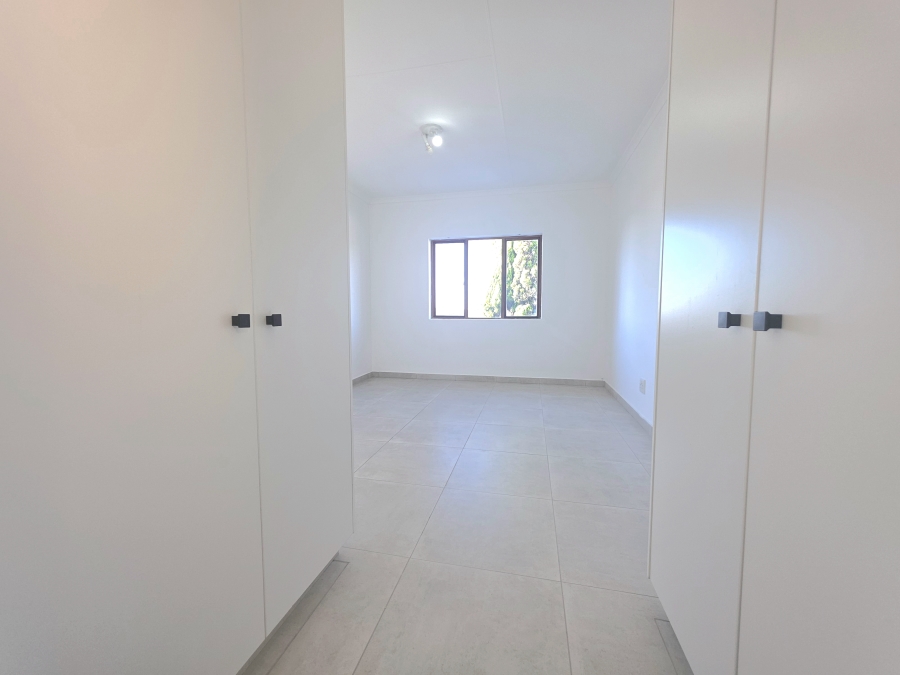 3 Bedroom Property for Sale in Noordwyk Gauteng