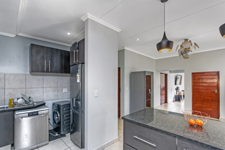 3 Bedroom Property for Sale in Kyalami Hills Gauteng