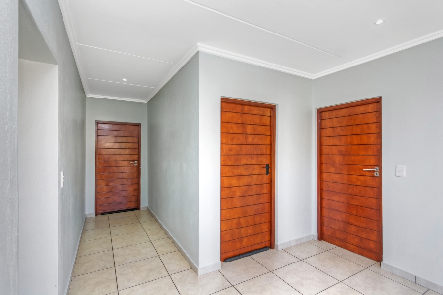 3 Bedroom Property for Sale in Kyalami Hills Gauteng