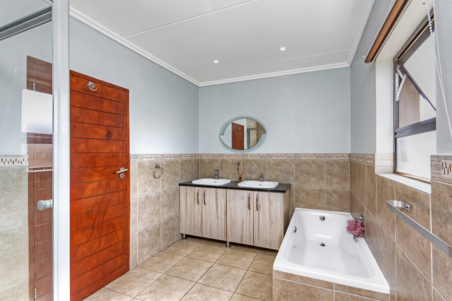 3 Bedroom Property for Sale in Kyalami Hills Gauteng