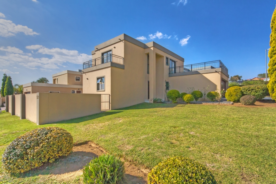 3 Bedroom Property for Sale in Kyalami Hills Gauteng
