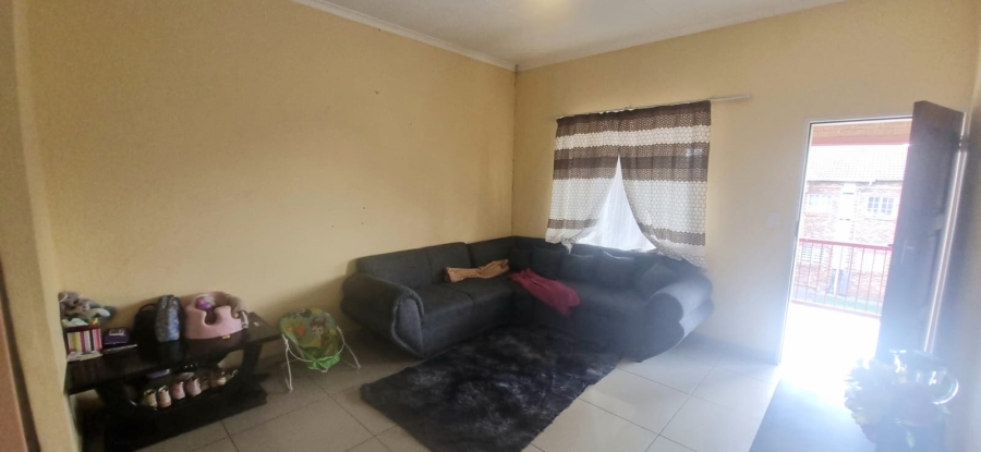 2 Bedroom Property for Sale in Erand Gardens Gauteng