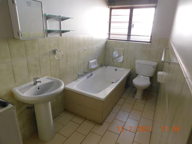 To Let 3 Bedroom Property for Rent in Garsfontein Gauteng
