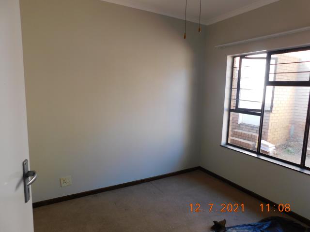 To Let 3 Bedroom Property for Rent in Garsfontein Gauteng