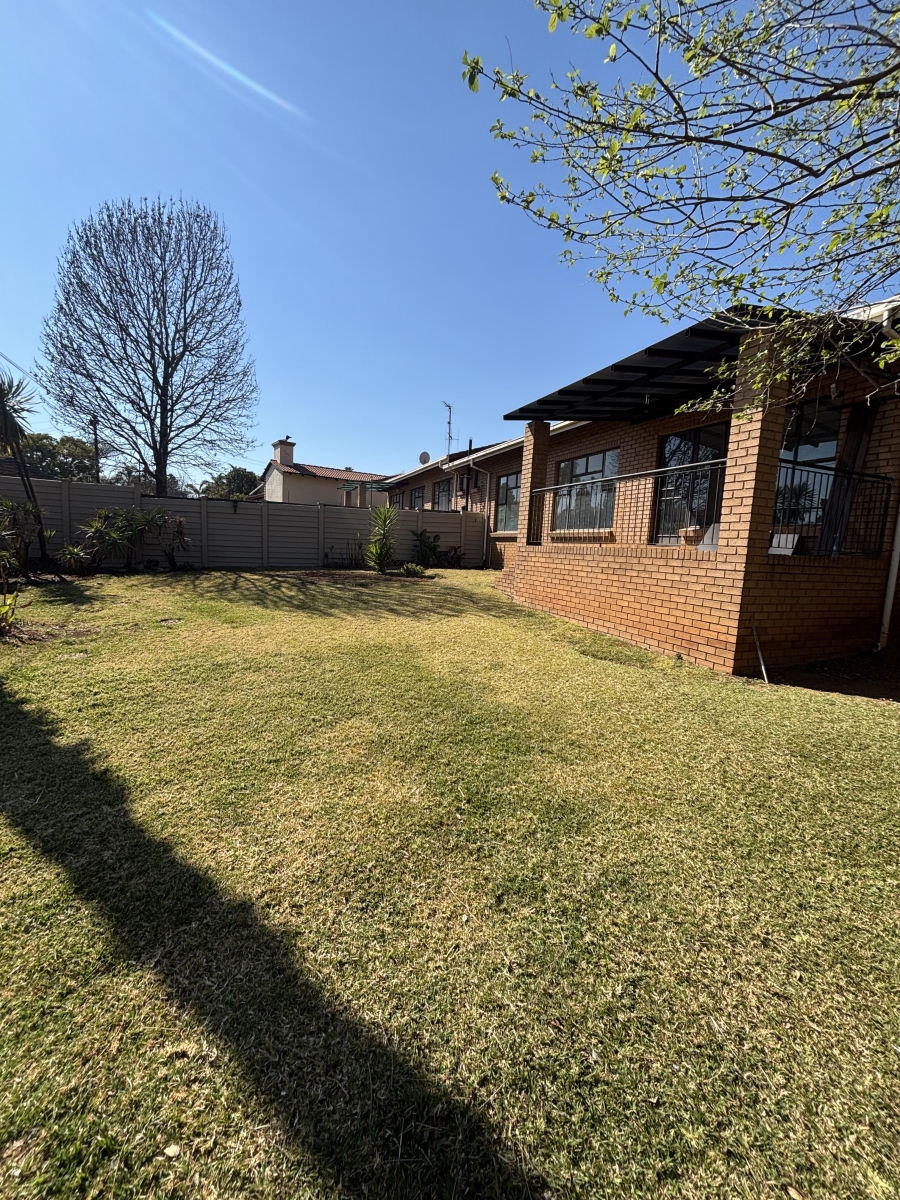 To Let 3 Bedroom Property for Rent in Garsfontein Gauteng