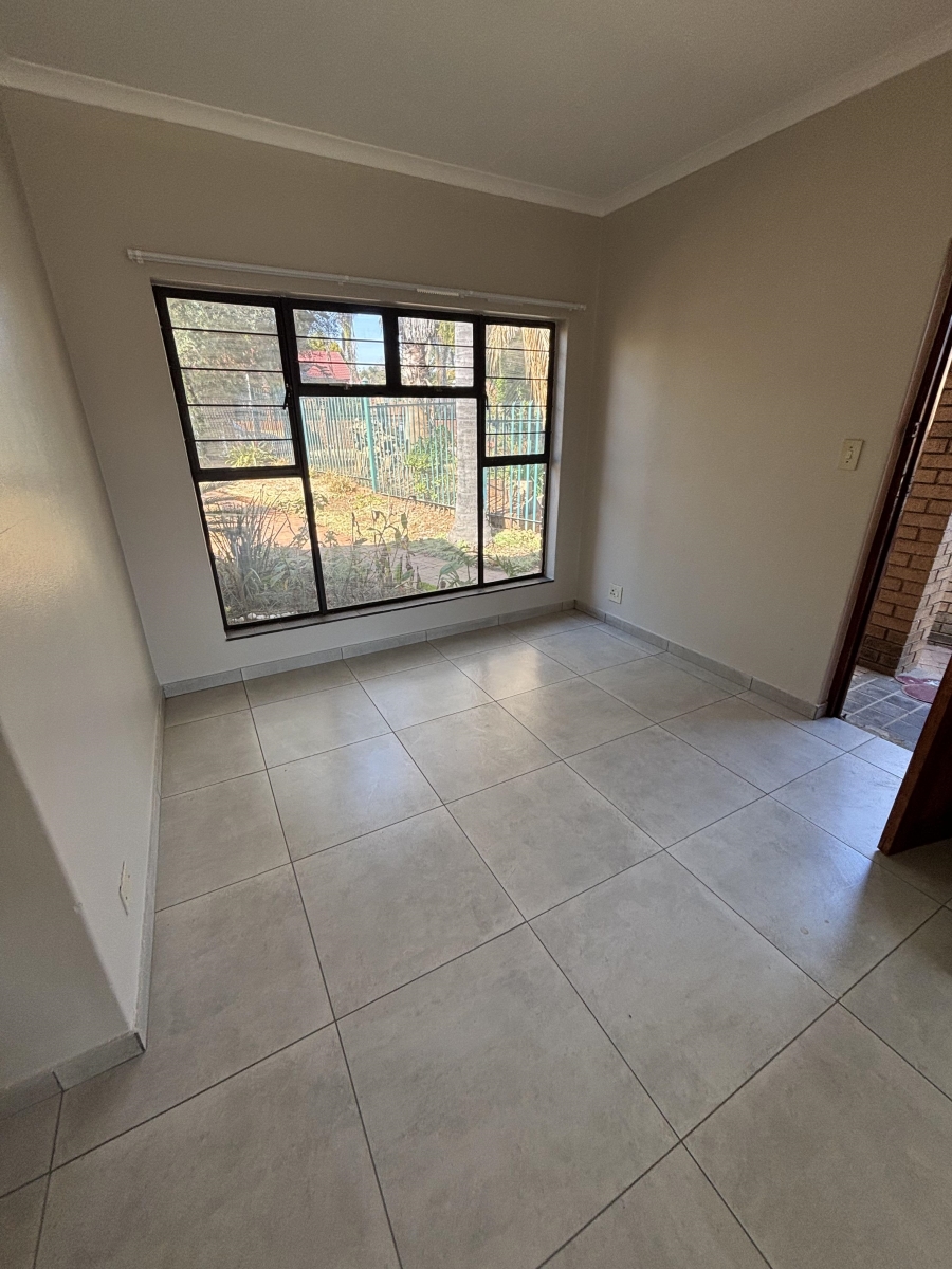 To Let 3 Bedroom Property for Rent in Garsfontein Gauteng