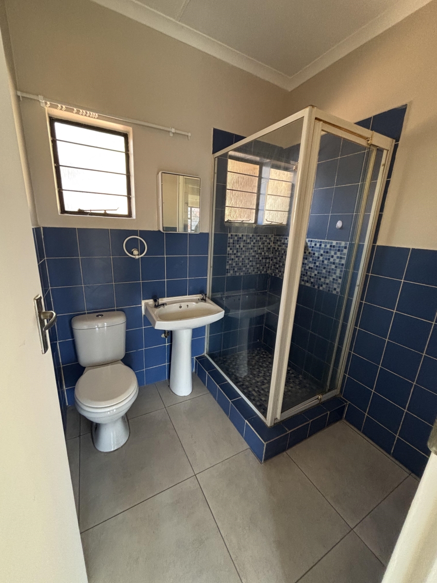 To Let 3 Bedroom Property for Rent in Garsfontein Gauteng