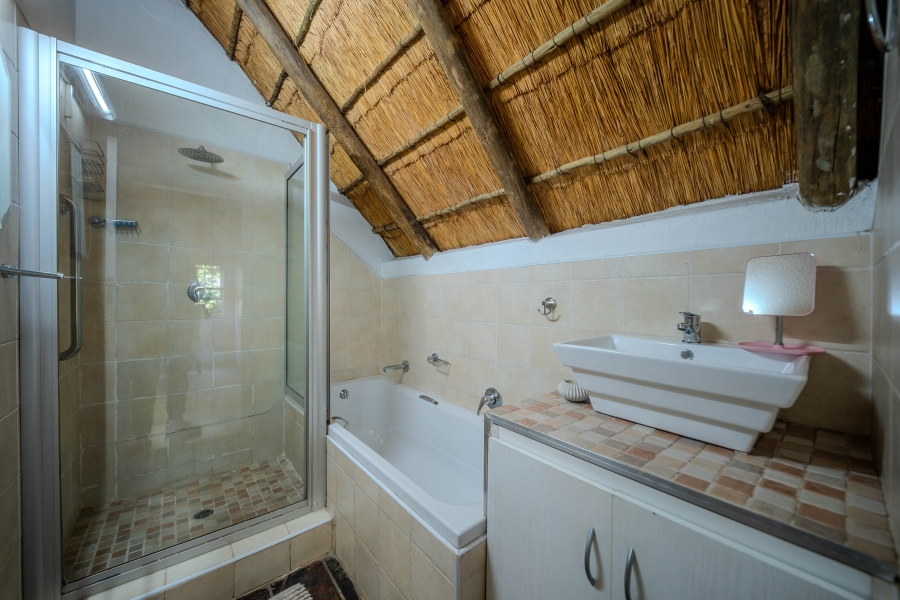 3 Bedroom Property for Sale in Faerie Glen Gauteng