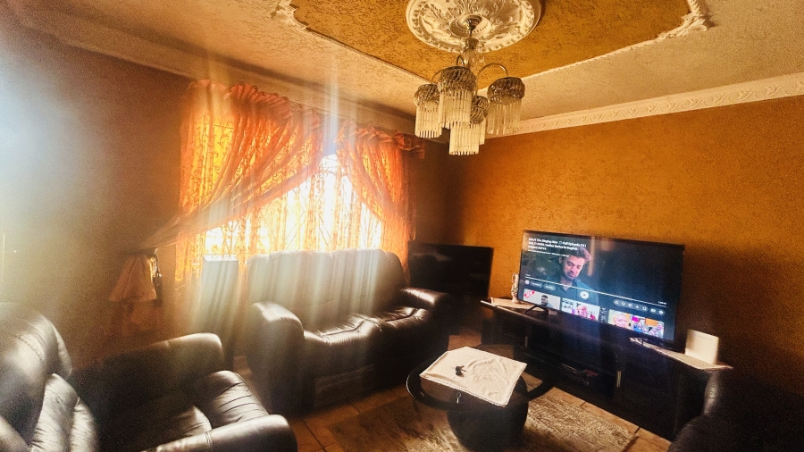 3 Bedroom Property for Sale in Bophelong Gauteng