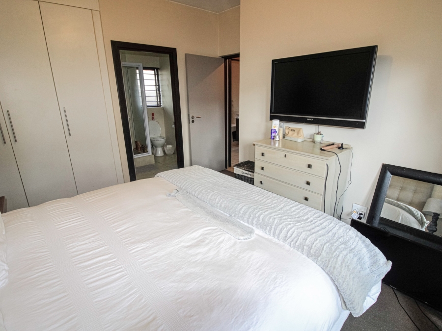 To Let 2 Bedroom Property for Rent in Douglasdale Gauteng