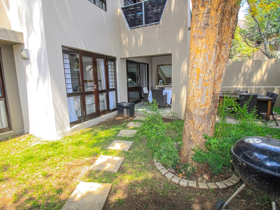 To Let 2 Bedroom Property for Rent in Douglasdale Gauteng