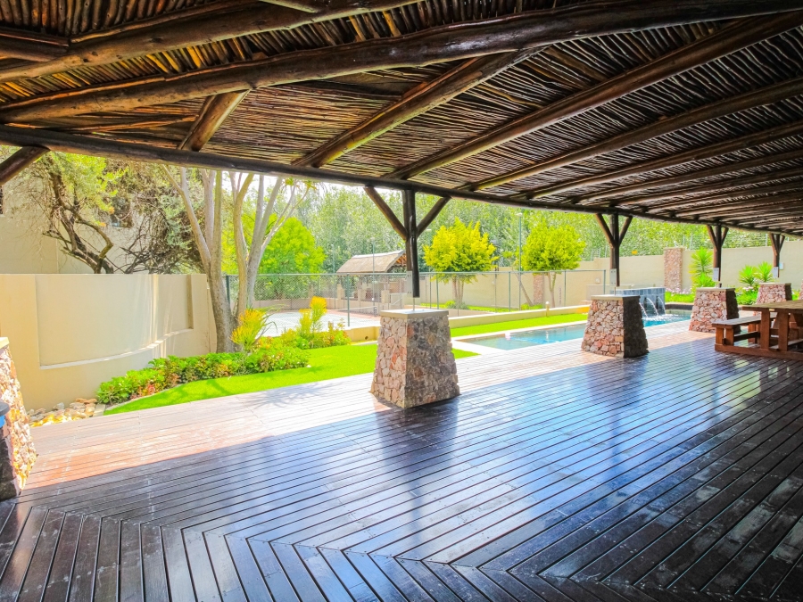 To Let 2 Bedroom Property for Rent in Douglasdale Gauteng