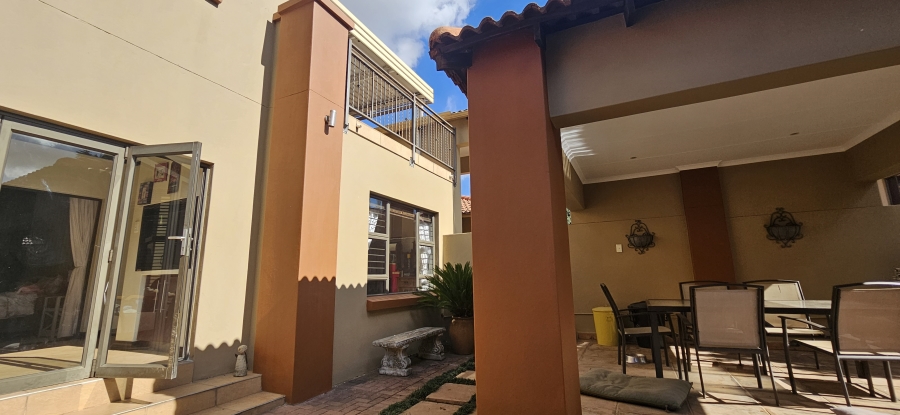 3 Bedroom Property for Sale in Three Rivers Proper Gauteng