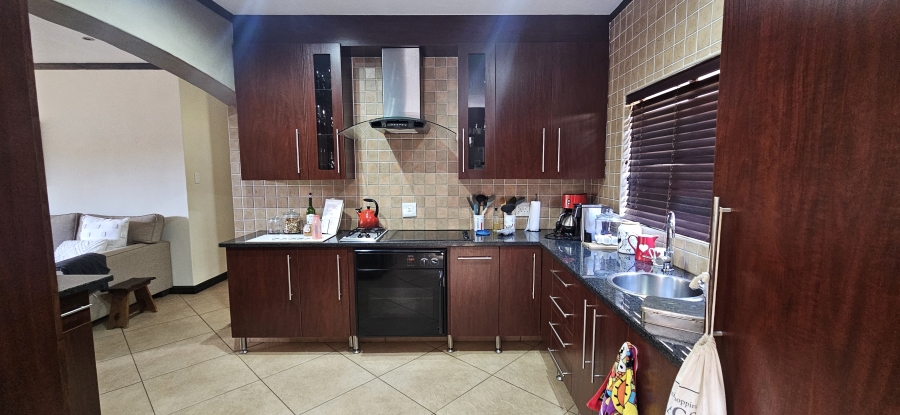3 Bedroom Property for Sale in Three Rivers Proper Gauteng