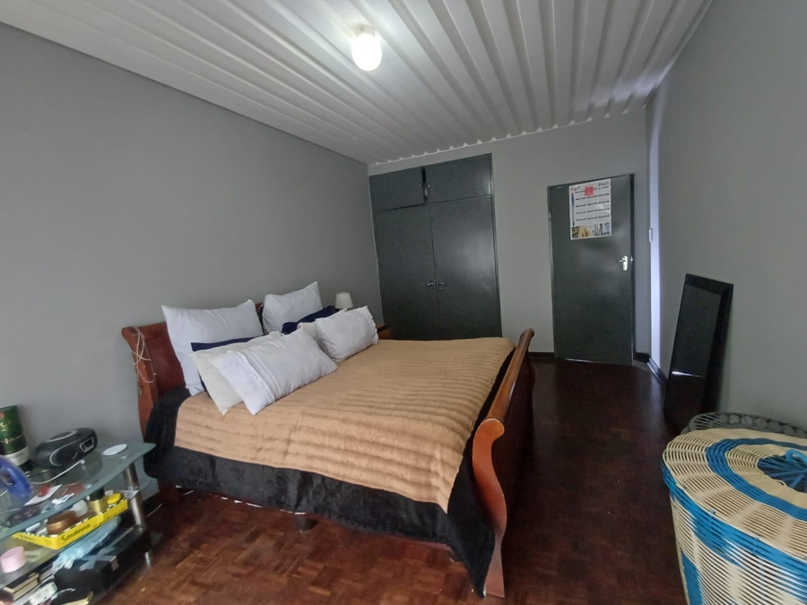To Let 2 Bedroom Property for Rent in Florida Gauteng