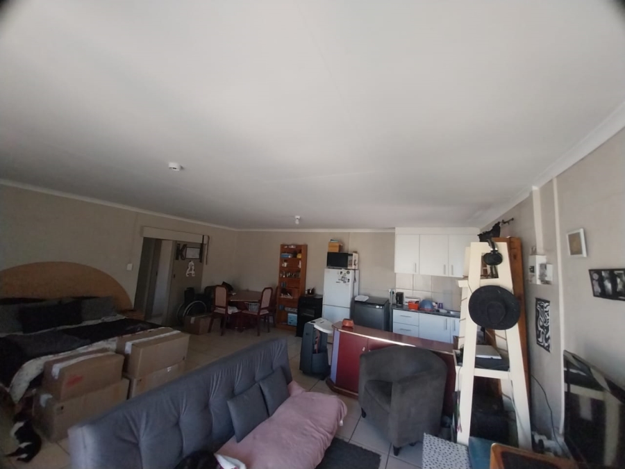 To Let 1 Bedroom Property for Rent in Strubenvale Gauteng