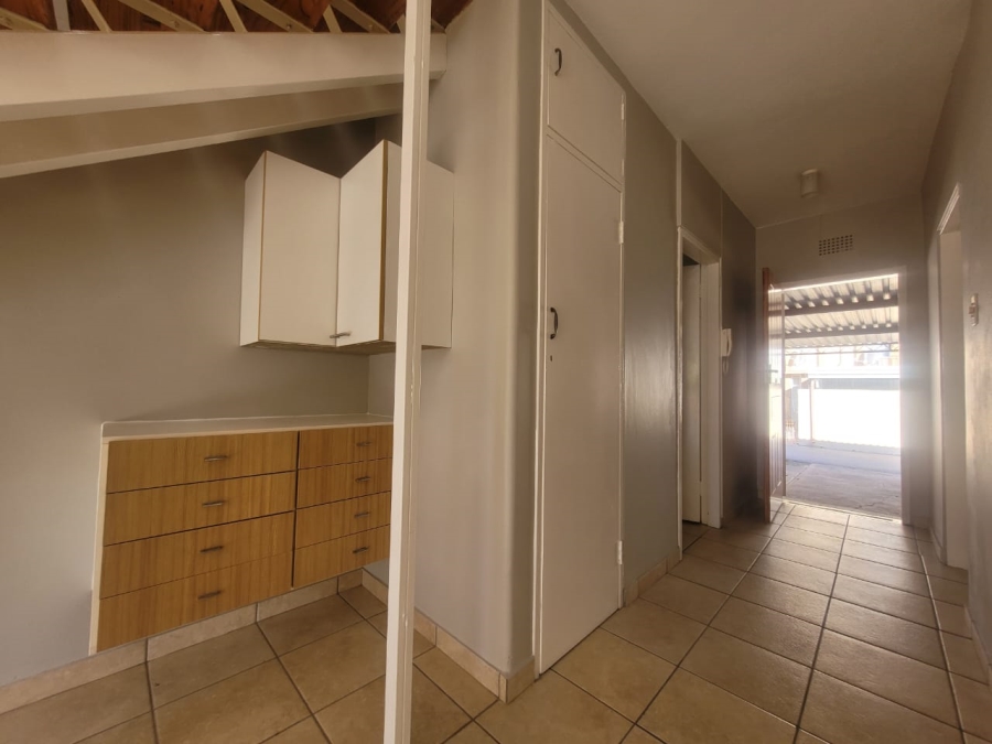 To Let 3 Bedroom Property for Rent in Krugersdorp North Gauteng