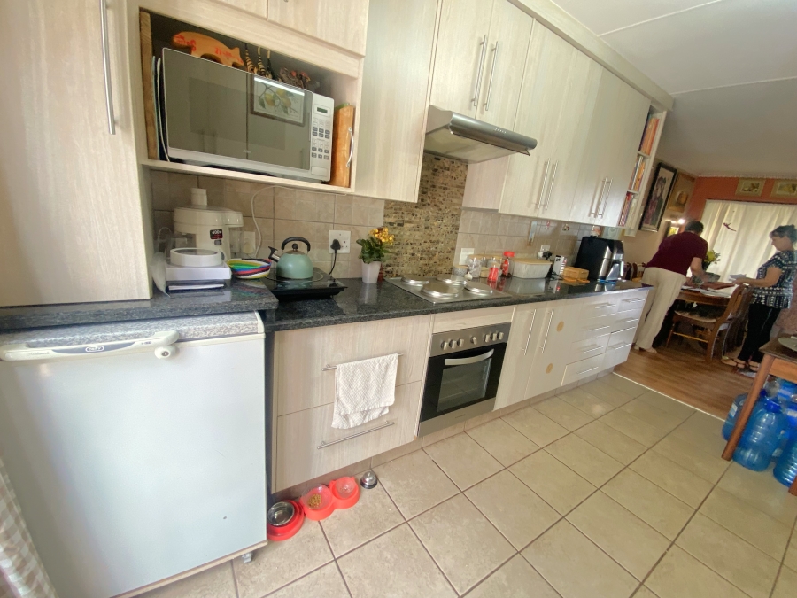 3 Bedroom Property for Sale in Helderkruin Gauteng