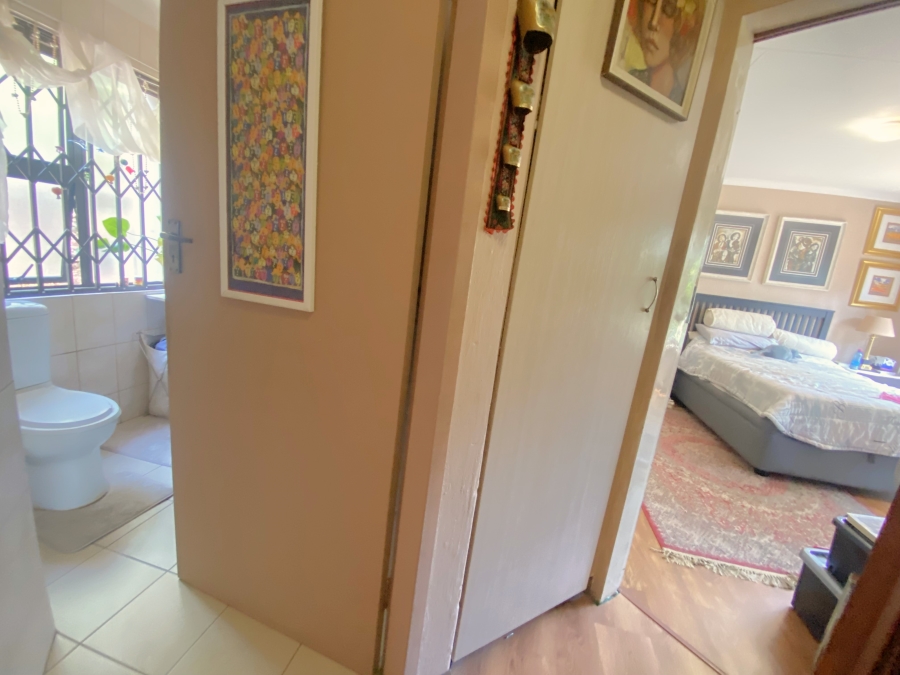 3 Bedroom Property for Sale in Helderkruin Gauteng