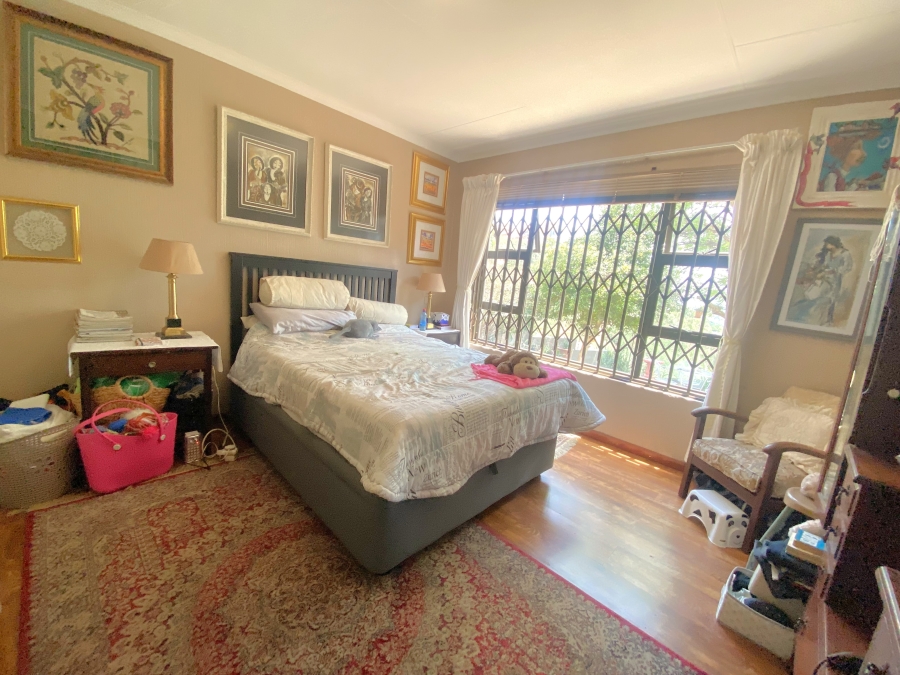 3 Bedroom Property for Sale in Helderkruin Gauteng