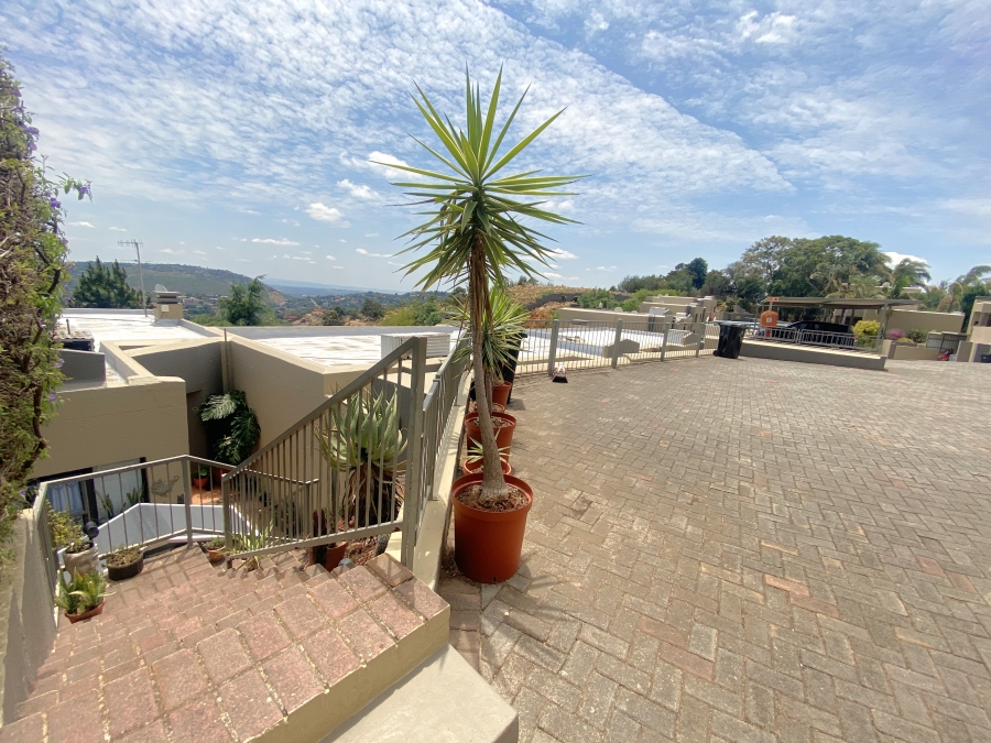 3 Bedroom Property for Sale in Helderkruin Gauteng