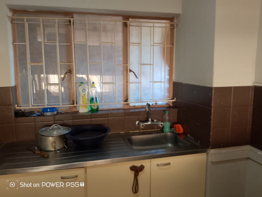 2 Bedroom Property for Sale in Pretoria North Gauteng