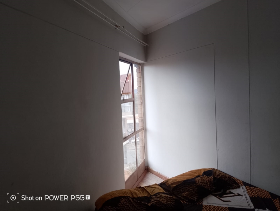 2 Bedroom Property for Sale in Pretoria North Gauteng