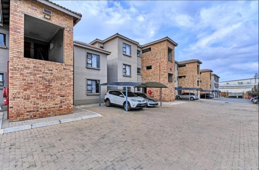 To Let 2 Bedroom Property for Rent in Kensington B Gauteng