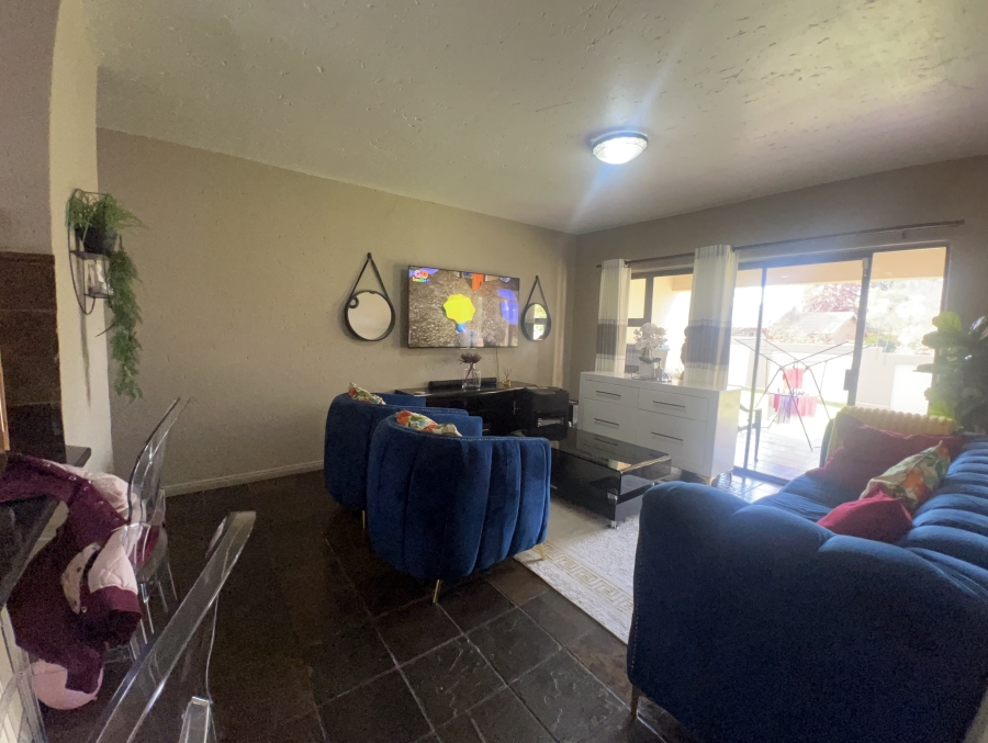 3 Bedroom Property for Sale in Weltevreden Gauteng