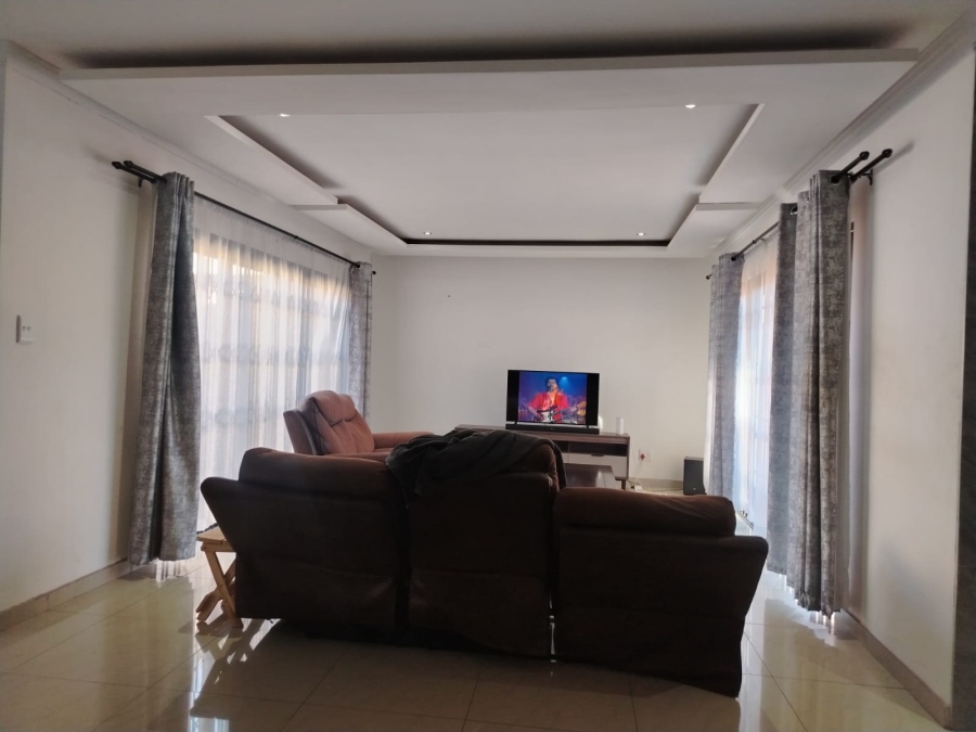 3 Bedroom Property for Sale in Denneoord Gauteng